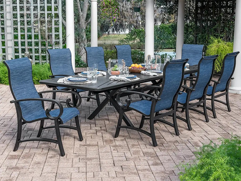 Nhôm đồng niên đại Solstice với Bộ bàn ăn 7 món có dây đeo (Bàn ăn 44X84-130 in)